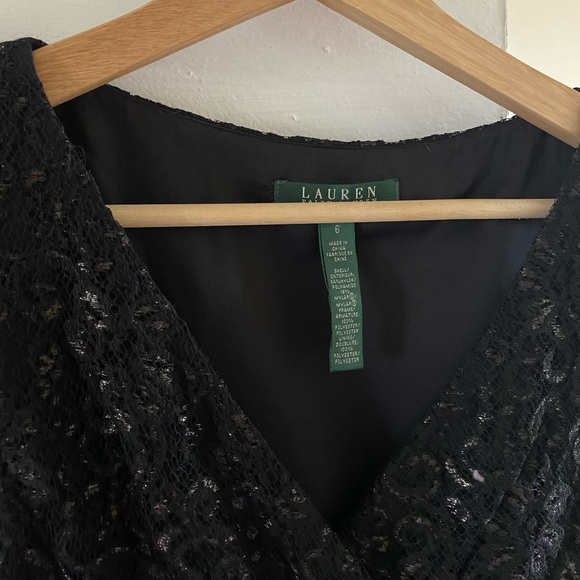 EUC Lauren by Ralph Lauren black lace runched dress size 6 - Picture 2 of 2